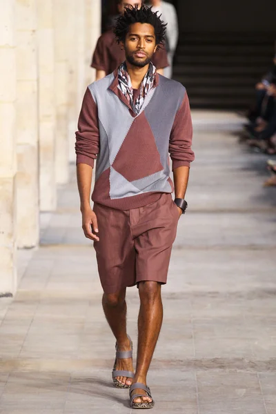 Look 36